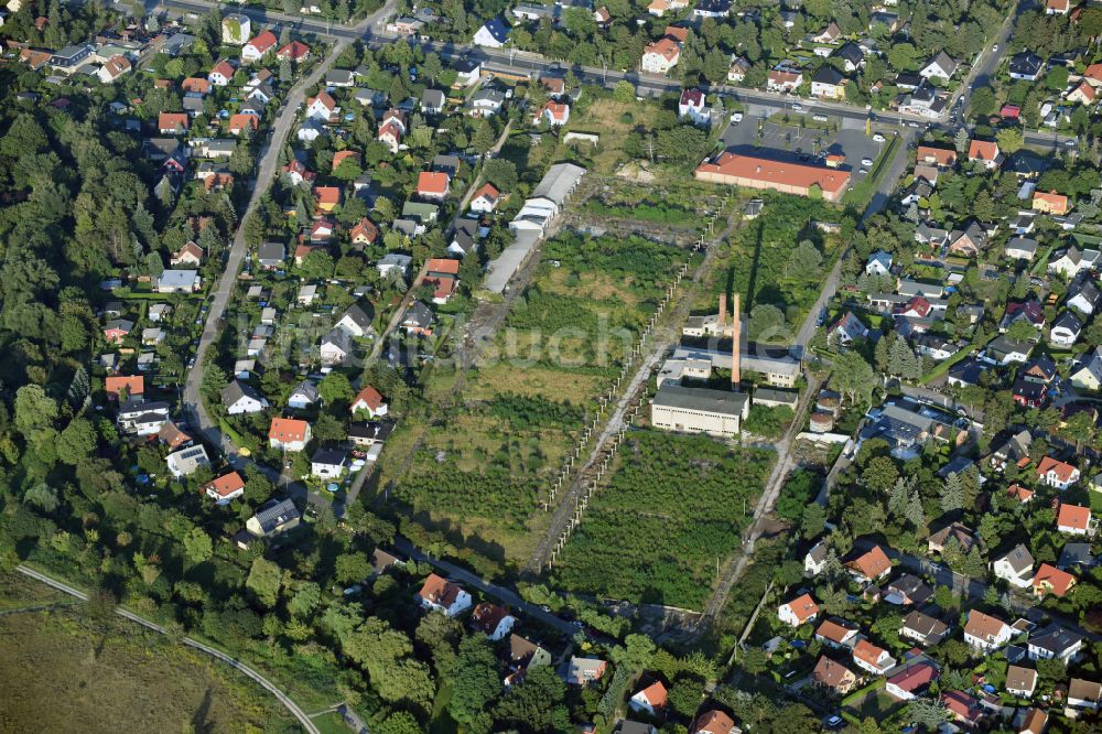 Berlin von oben - Entwicklungsgebiet und Bauland- Brache Lenbachstraße - Anton-von-Werner-Straße im Ortsteil Kaulsdorf in Berlin, Deutschland