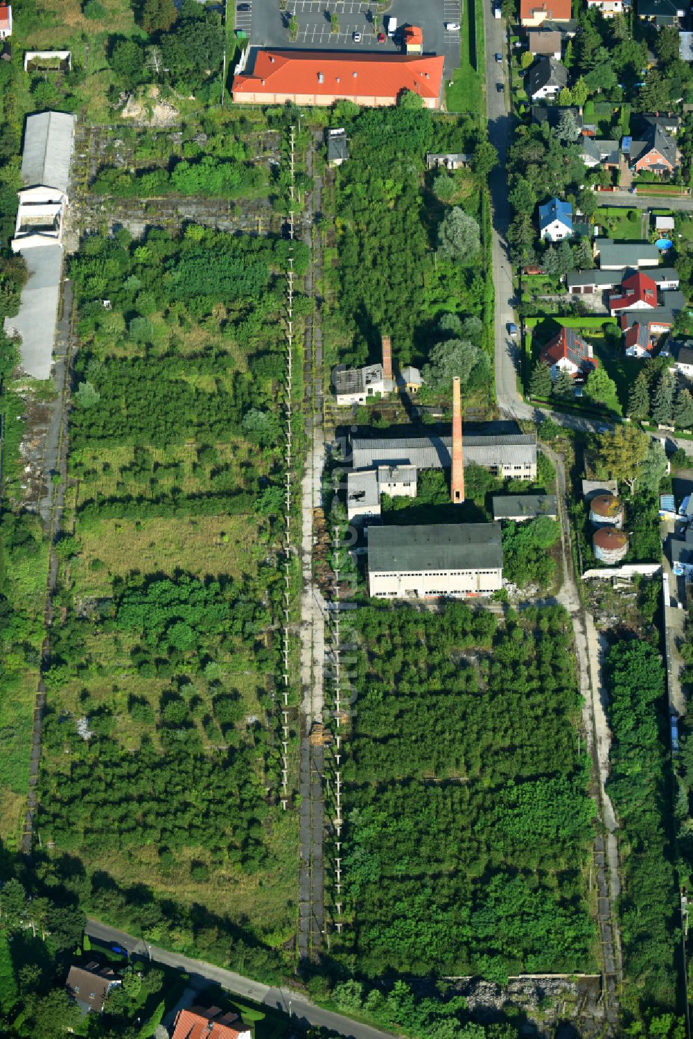 Luftaufnahme Berlin - Entwicklungsgebiet und Bauland- Brache Lenbachstraße - Anton-von-Werner-Straße im Ortsteil Kaulsdorf in Berlin, Deutschland