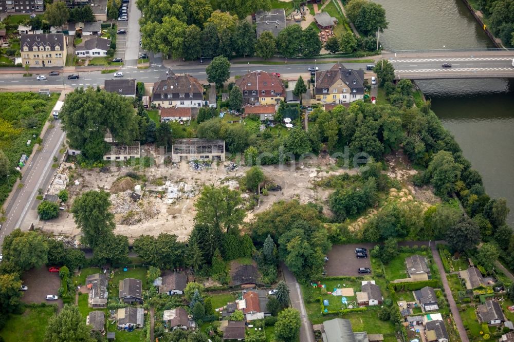 Essen von oben - Entwicklungsgebiet und Bauland- Brache an der Rauchstraße Ecke Rollstraße in Essen im Bundesland Nordrhein-Westfalen - NRW, Deutschland