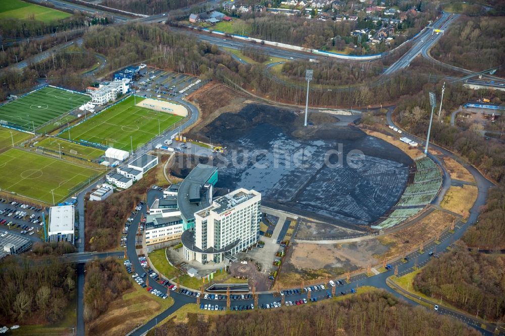 Gelsenkirchen aus der Vogelperspektive: Entwicklungsgebiet und Bauland- Brache Stadionring - Parkallee im Ortsteil Gelsenkirchen-Ost in Gelsenkirchen im Bundesland Nordrhein-Westfalen