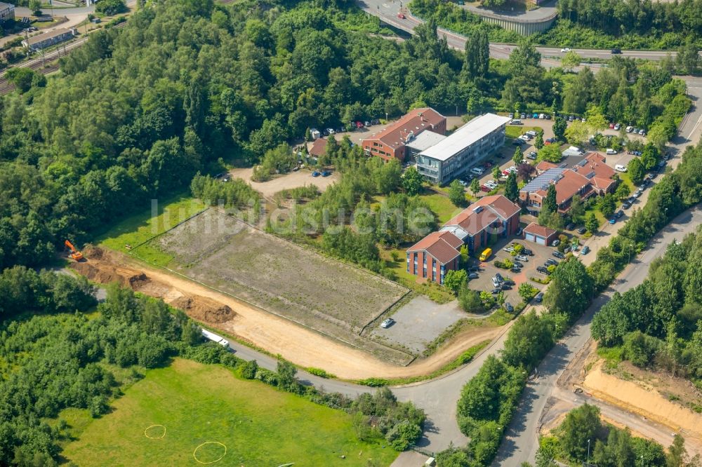 Bochum aus der Vogelperspektive: Entwicklungsgebiet und Bauland- Brache in der Straße Am Umweltpark in Bochum im Bundesland Nordrhein-Westfalen - NRW, Deutschland