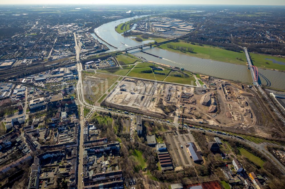 Luftaufnahme Duisburg - Entwicklungsgebiet und Bauland- Brache zwischen Rheinpark und Wörthstraße in Duisburg im Bundesland Nordrhein-Westfalen, Deutschland