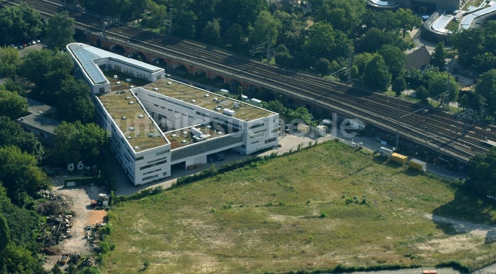 Luftbild Berlin - Entwicklungsgebiet und Bauland- an der Hertzallee am S-Bahnhof Zoologischer Garten in Berlin, Deutschland