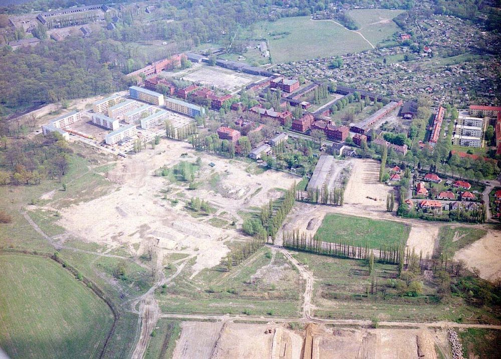 Potsdam - BRA aus der Vogelperspektive: Entwicklungsgebiet Bornstedter Feld in Potsdam.