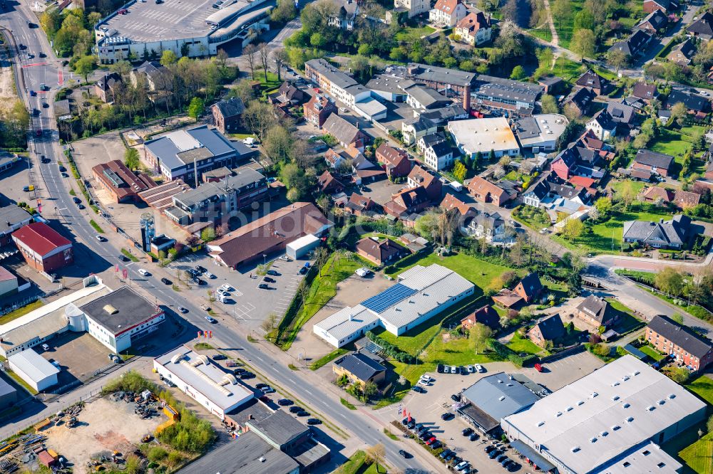 Stade aus der Vogelperspektive: Entwicklungsgebiet des ehemaligen Industrie- und Gewerbegebiet Gummi Schmidt in Stade im Bundesland Niedersachsen, Deutschland