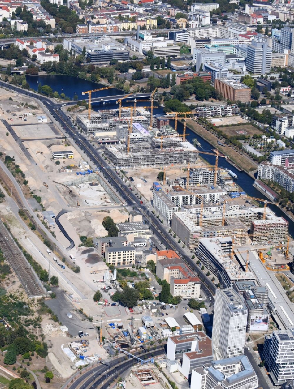 Berlin aus der Vogelperspektive: Entwicklungsgebiet der Europa City entlang der Heidestraße im Ortsteil Moabit in Berlin, Deutschland