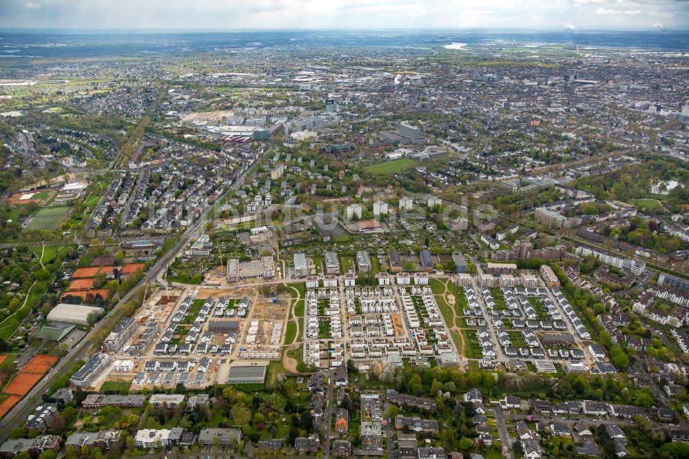 Düsseldorf von oben - Entwicklungsgebiet Gartenstadt Reitzenstein mit Baustellen auf dem Gelände der ehemaligen Kaserne Reitzenstein in Düsseldorf im Bundesland Nordrhein-Westfalen