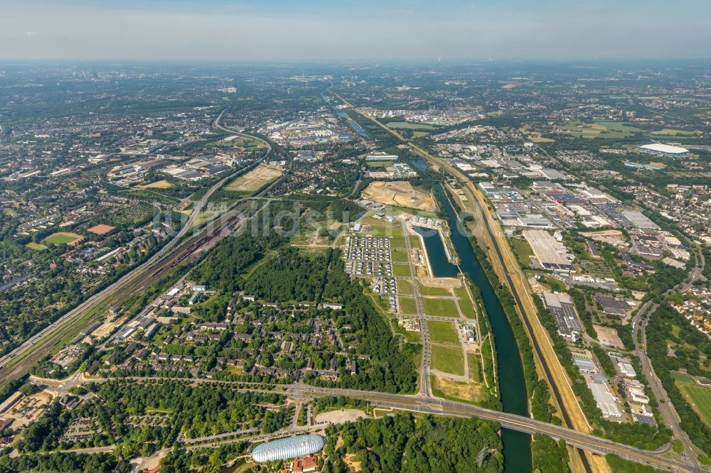 Luftaufnahme Gelsenkirchen - Entwicklungsgebiet Gelände der ehemaligen Zeche Graf Bismark / Umbau zum Neubau- Wohngebiet mit Stadtquartieren am Rhein-Herne-Kanal in Gelsenkirchen im Bundesland Nordrhein-Westfalen NRW