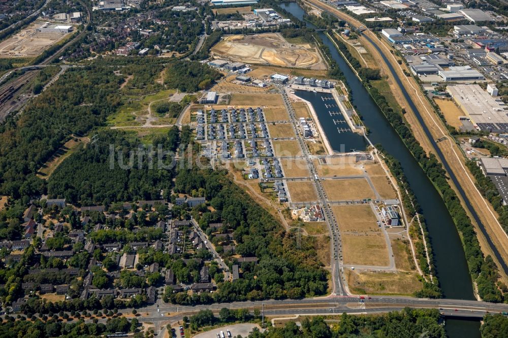 Luftbild Gelsenkirchen - Entwicklungsgebiet Gelände der ehemaligen Zeche Graf Bismark / Umbau zum Neubau- Wohngebiet mit Stadtquartieren am Rhein-Herne-Kanal in Gelsenkirchen im Bundesland Nordrhein-Westfalen NRW