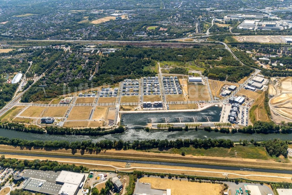 Luftaufnahme Gelsenkirchen - Entwicklungsgebiet Gelände der ehemaligen Zeche Graf Bismark / Umbau zum Neubau- Wohngebiet mit Stadtquartieren am Rhein-Herne-Kanal in Gelsenkirchen im Bundesland Nordrhein-Westfalen NRW