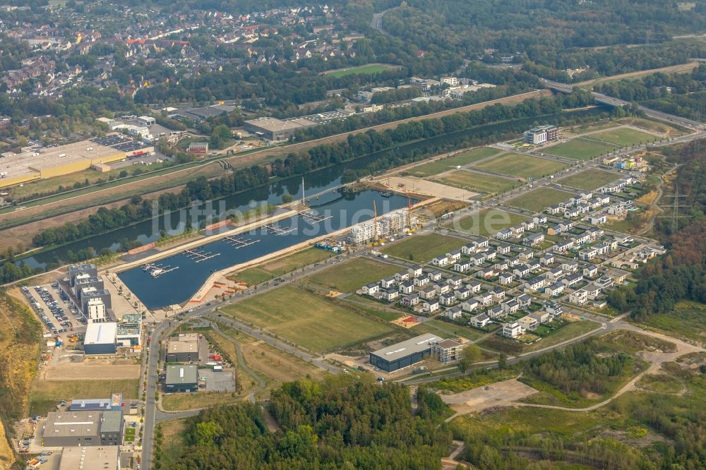 Gelsenkirchen von oben - Entwicklungsgebiet Gelände der ehemaligen Zeche Graf Bismark / Umbau zum Neubau- Wohngebiet mit Stadtquartieren am Rhein-Herne-Kanal in Gelsenkirchen im Bundesland Nordrhein-Westfalen NRW