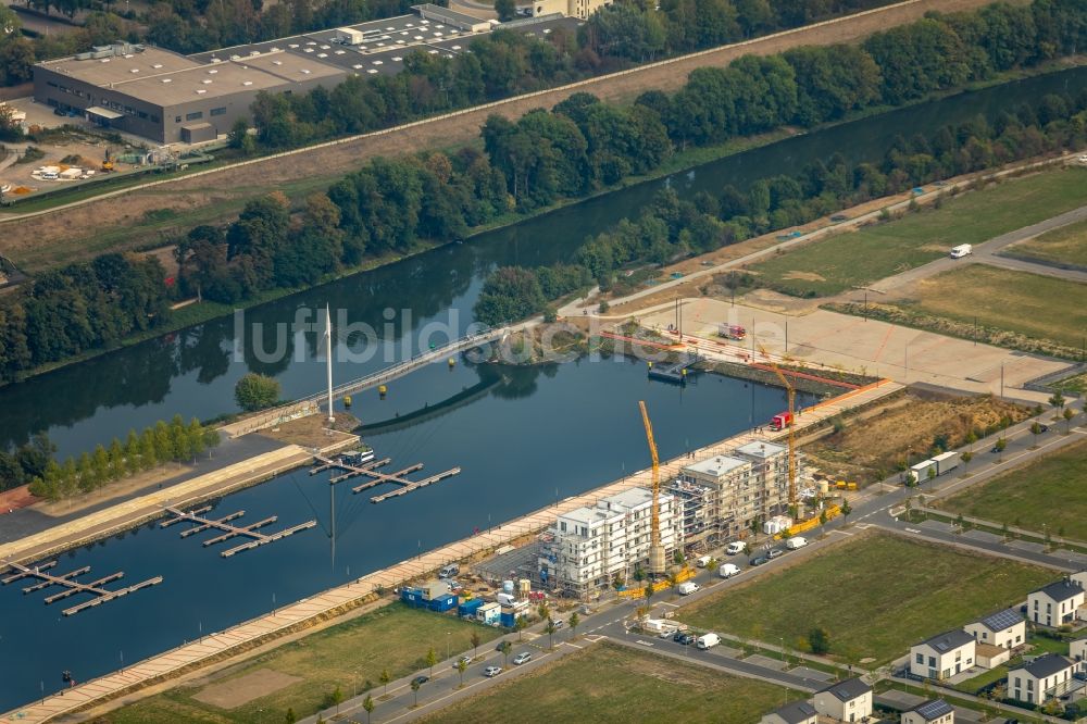 Gelsenkirchen aus der Vogelperspektive: Entwicklungsgebiet Gelände der ehemaligen Zeche Graf Bismark / Umbau zum Neubau- Wohngebiet mit Stadtquartieren am Rhein-Herne-Kanal in Gelsenkirchen im Bundesland Nordrhein-Westfalen NRW