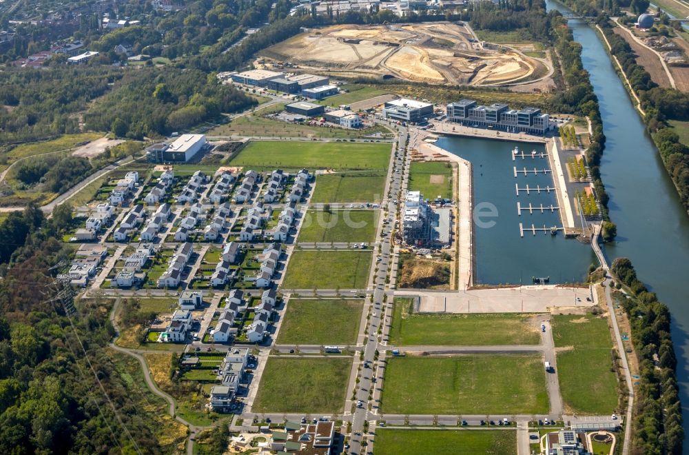 Luftbild Gelsenkirchen - Entwicklungsgebiet Gelände der ehemaligen Zeche Graf Bismark / Umbau zum Neubau- Wohngebiet mit Stadtquartieren am Rhein-Herne-Kanal in Gelsenkirchen im Bundesland Nordrhein-Westfalen NRW