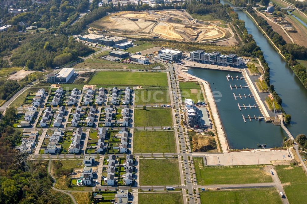 Gelsenkirchen von oben - Entwicklungsgebiet Gelände der ehemaligen Zeche Graf Bismark / Umbau zum Neubau- Wohngebiet mit Stadtquartieren am Rhein-Herne-Kanal in Gelsenkirchen im Bundesland Nordrhein-Westfalen NRW