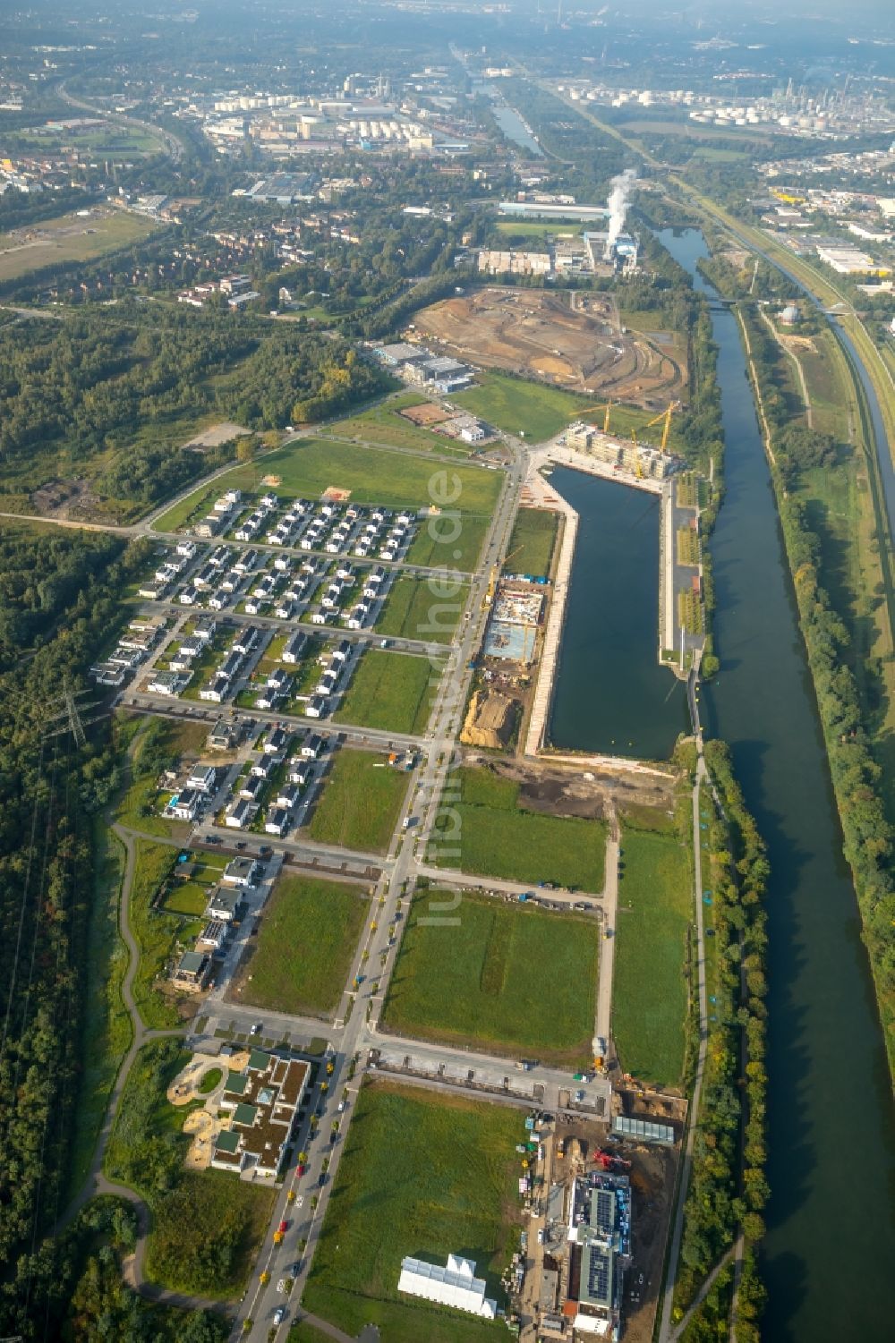 Gelsenkirchen von oben - Entwicklungsgebiet im Graf Bismarck Hafenviertel in Gelsenkirchen im Bundesland Nordrhein-Westfalen