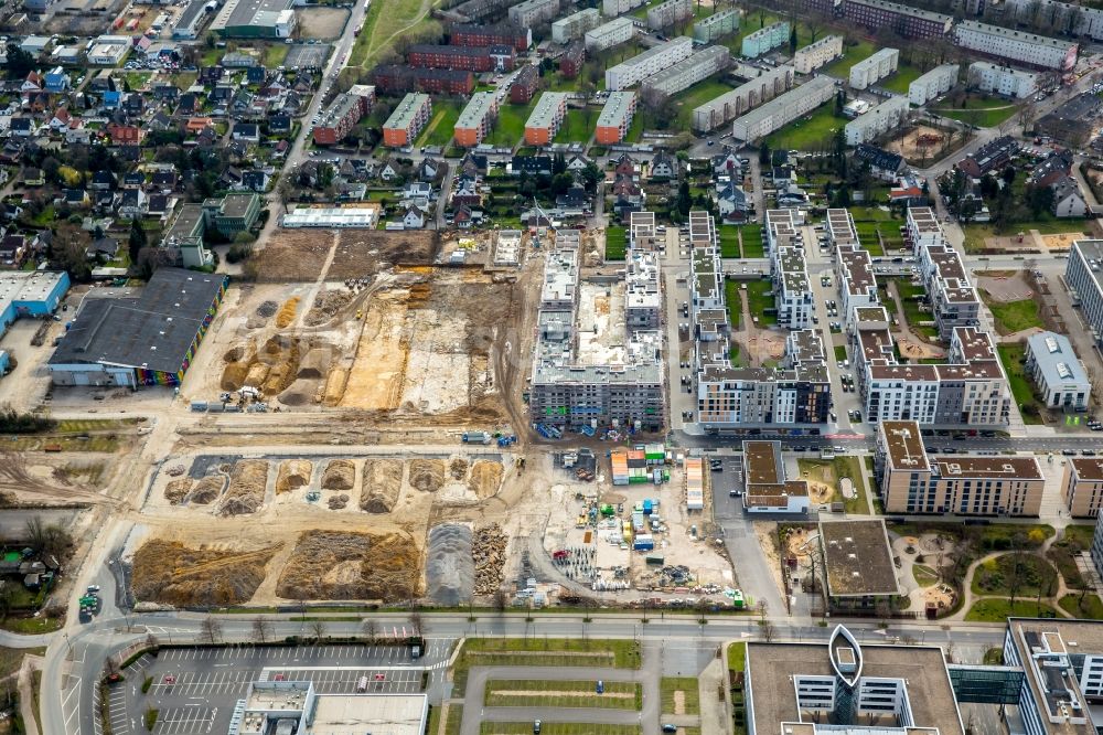 Luftaufnahme Düsseldorf - Entwicklungsgebiet Grafental mit Baustellen entlang der Röpkestraße in Düsseldorf im Bundesland Nordrhein-Westfalen