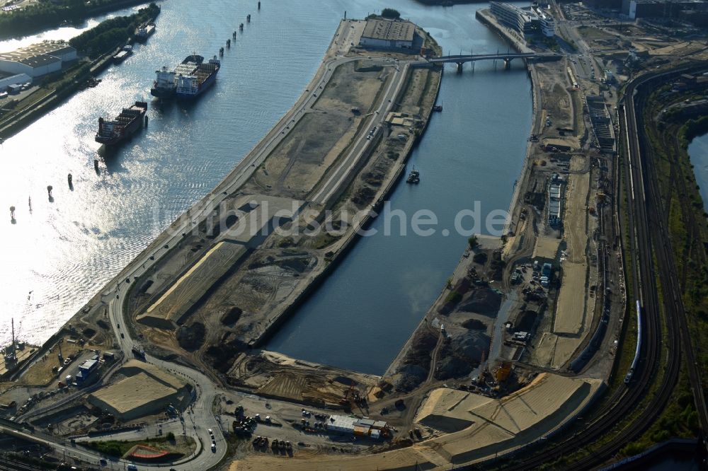 Hamburg aus der Vogelperspektive: Entwicklungsgebiet der Industriebrache Baakenhafen im Ortsteil HafenCity in Hamburg, Deutschland