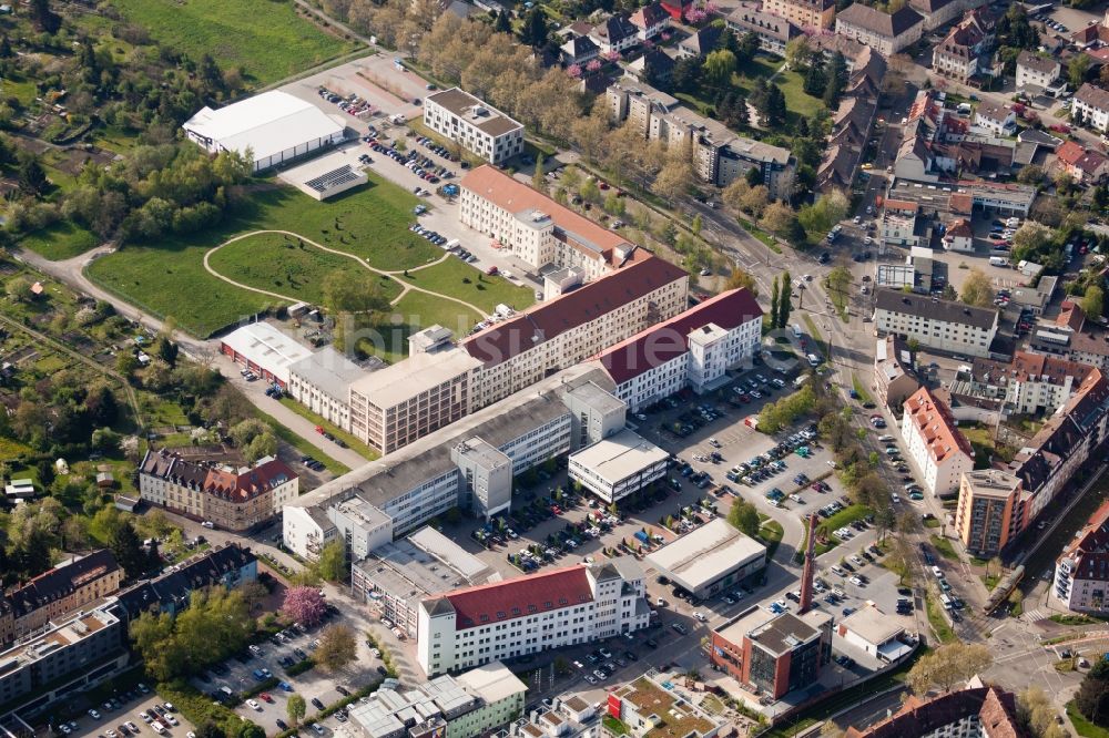 Karlsruhe aus der Vogelperspektive: Entwicklungsgebiet der Industriebrache ehemaliges Pfaff-Gelände jetzt Raumfabrik im Ortsteil Durlach in Karlsruhe im Bundesland Baden-Württemberg