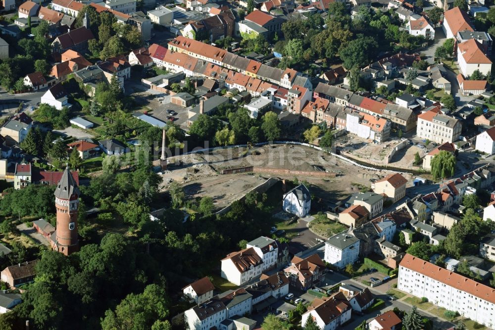 Burg von oben - Entwicklungsgebiet der Industriebrache entlang der Bergstraße in Burg im Bundesland Sachsen-Anhalt