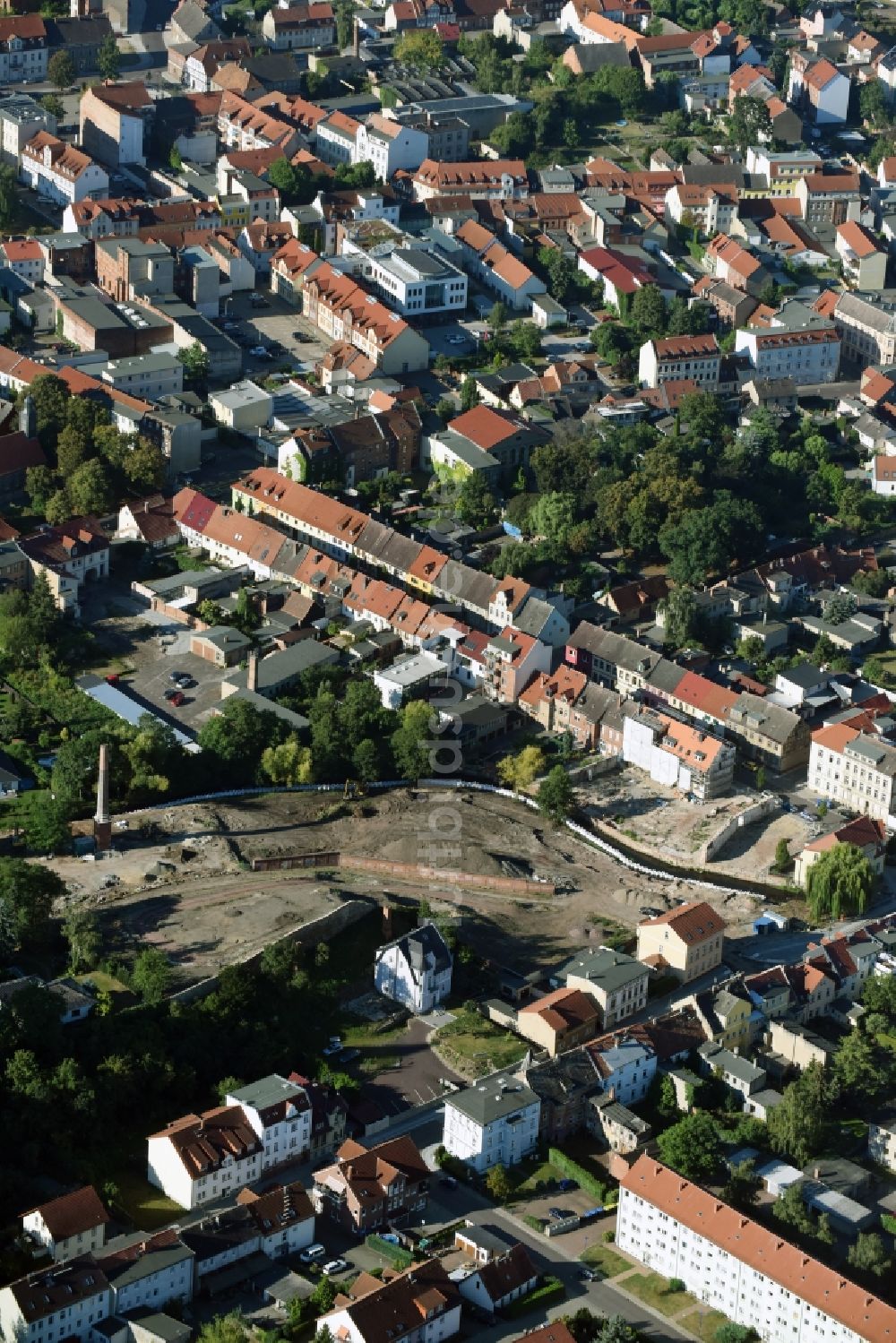 Burg aus der Vogelperspektive: Entwicklungsgebiet der Industriebrache entlang der Bergstraße in Burg im Bundesland Sachsen-Anhalt