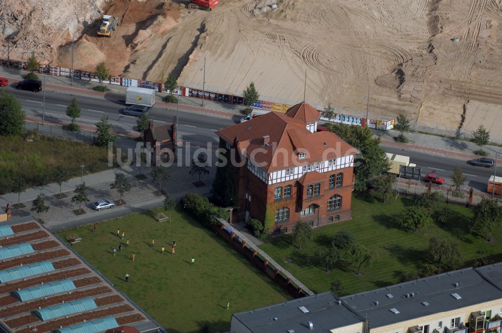 Berlin aus der Vogelperspektive: Entwicklungsgebiet der Industriebrache Gelände des Alten Schlachthof an der Eldenaer Straße - Thaerstraße im Ortsteil Friedrichshain in Berlin, Deutschland