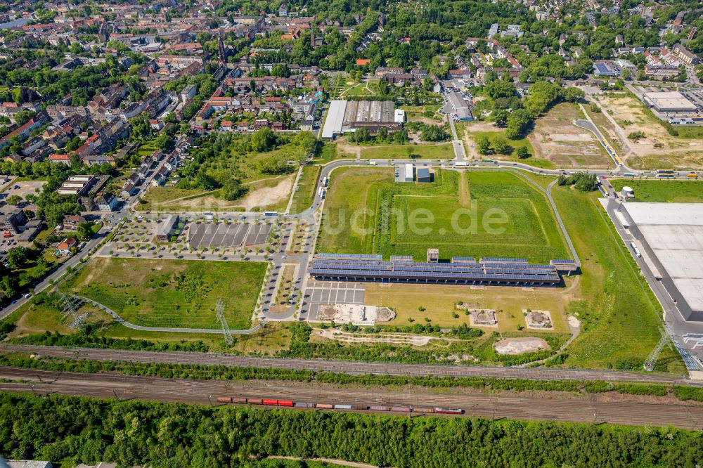 Luftaufnahme Gelsenkirchen - Entwicklungsgebiet der Industriebrache Industriepark Schalker Verein in Gelsenkirchen im Bundesland Nordrhein-Westfalen, Deutschland