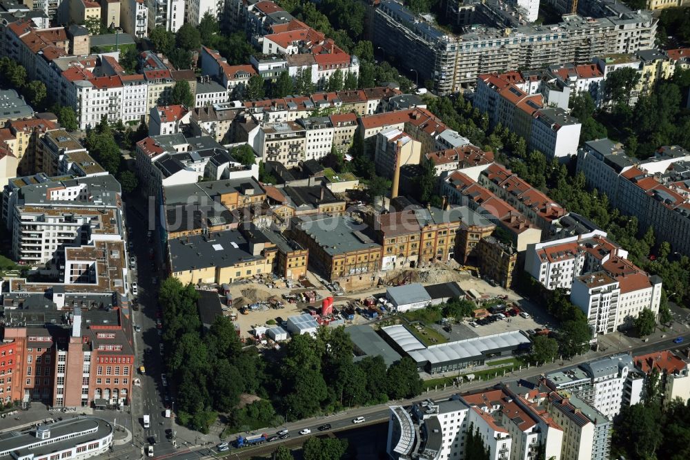 Berlin aus der Vogelperspektive: Entwicklungsgebiet der Industriebrache mit dem Neubau des Fab Lab Berlin an der Prenzlauer Allee in Berlin