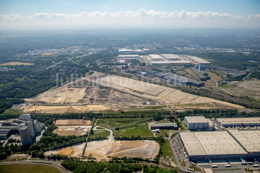 Dortmund von oben - Entwicklungsgebiet der Industriebrache im Ortsteil Scharnhorst in Dortmund im Bundesland Nordrhein-Westfalen, Deutschland