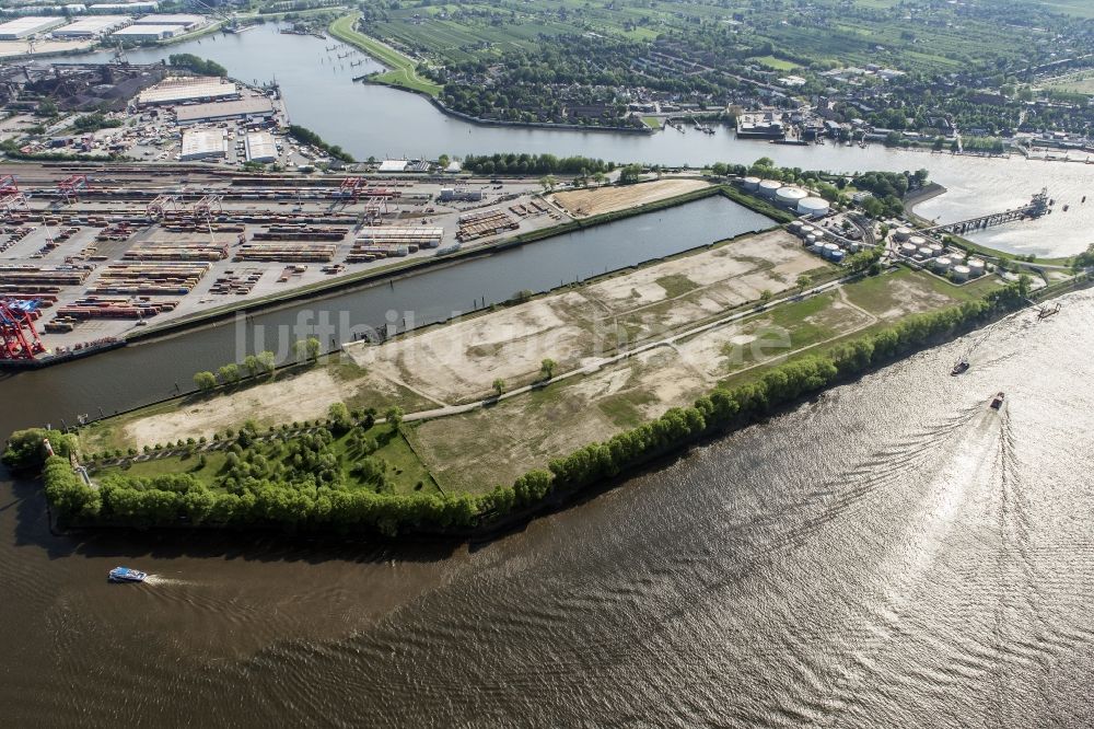 Hamburg von oben - Entwicklungsgebiet der Industriebrache am Petroleumhafen in Hamburg