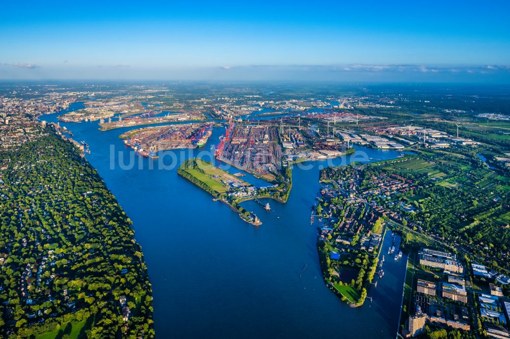 Hamburg von oben - Entwicklungsgebiet der Industriebrache am Petroleumhafen im Ortsteil Waltershof in Hamburg, Deutschland