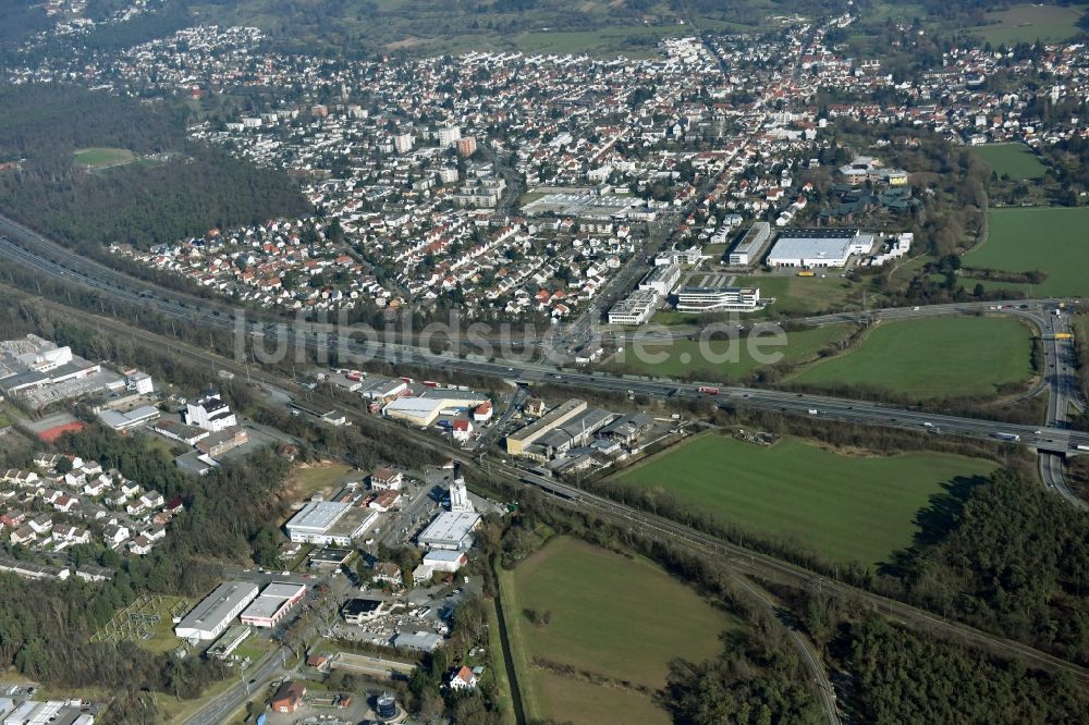 Darmstadt von oben - Entwicklungsgebiet der Industriebrache Pfungstädter Straße an den Wiesen am Flußverlauf der Modau entlang der Autobahn BAB A5 und der Bundesstraße B462 in Darmstadt im Bundesland Hessen