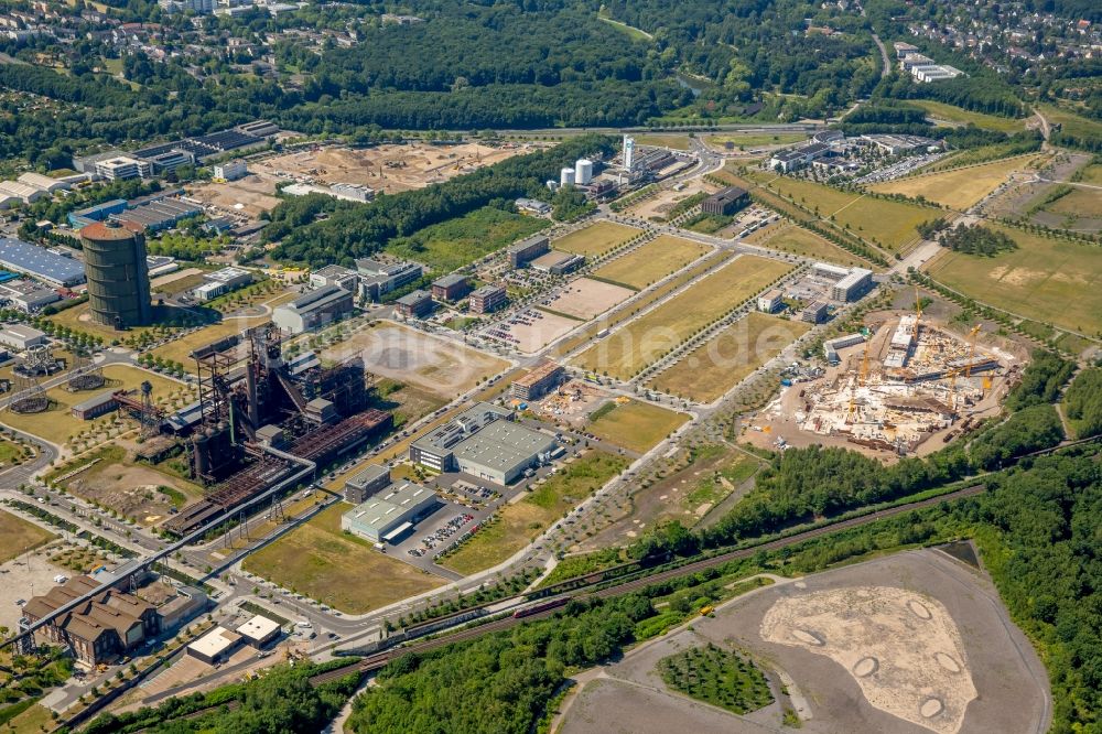 Dortmund aus der Vogelperspektive: Entwicklungsgebiet der Industriebrache Phönix-West im Ortsteil Hörde in Dortmund im Bundesland Nordrhein-Westfalen