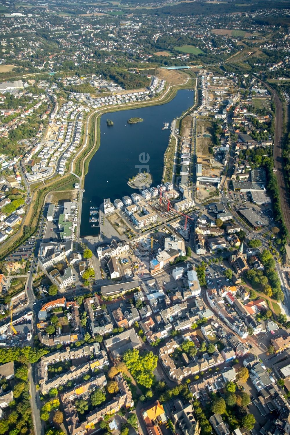 Dortmund von oben - Entwicklungsgebiet der Industriebrache Phoenix See in Dortmund im Bundesland Nordrhein-Westfalen