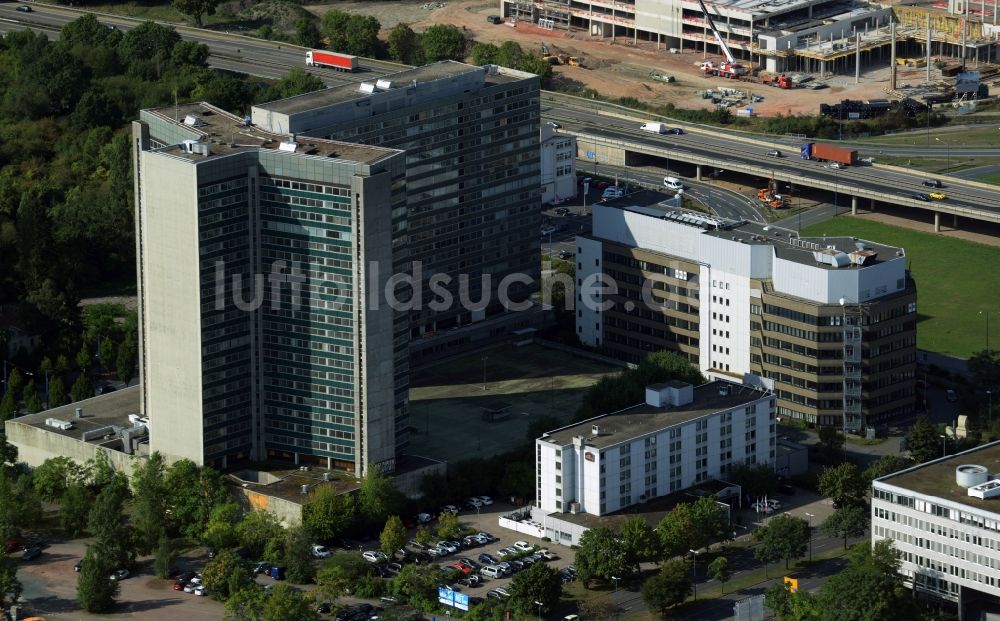 Offenbach am Main von oben - Entwicklungsgebiet der Industriebrache zum Stadtquartier Kaiserlei Quartier der CG- Gruppe in Offenbach am Main im Bundesland Hessen