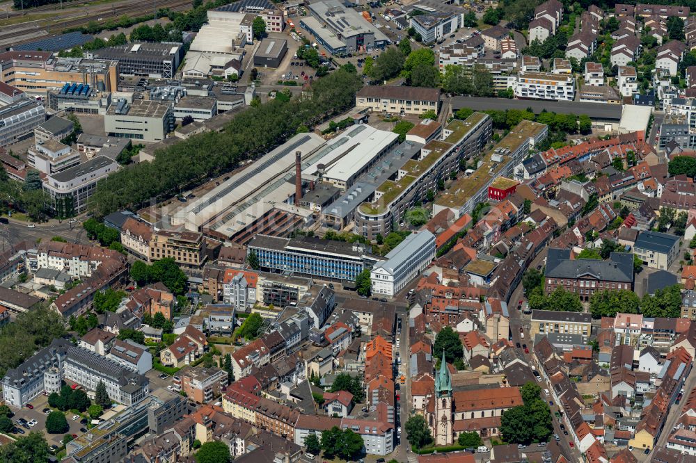 Karlsruhe von oben - Entwicklungsgebiet des Industriekonversionsgebiet zur Gießerei im Ortsteil Durlach in Karlsruhe im Bundesland Baden-Württemberg