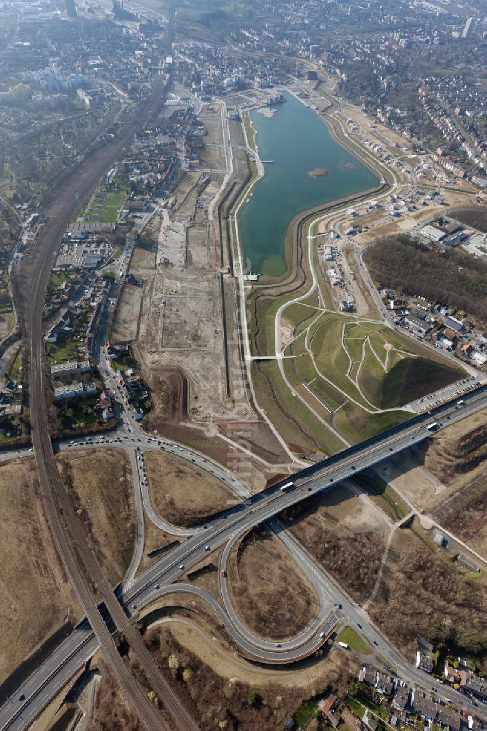 Luftaufnahme Dortmund - Entwicklungsgebiet Phoenix-See in Dortmund - Hörde auf ehemaliger Industriebrache