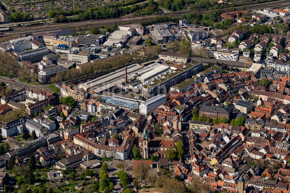 Luftaufnahme Karlsruhe - Entwicklungsgebiet der Wohngebiets- und Gewerbeflächen ehemaliges Pfaff Gelände in Durlach OT von Karlsruhe im Bundesland Baden-Württemberg, Deutschland