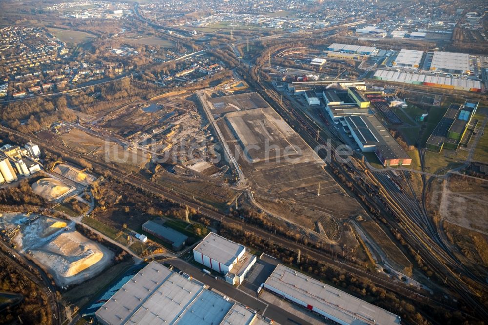 Luftbild Dortmund - Erdaufschüttungs- Arbeiten auf dem Gelände des ehemaligen Hoeschgeländes in Dortmund im Bundesland Nordrhein-Westfalen