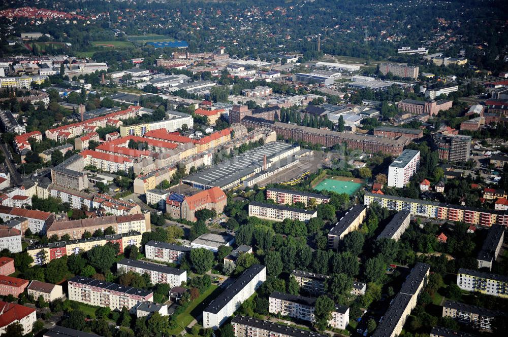 Luftbild Berlin Weißensee - eröffnete Straßenbahndepot / Betriebshof Weißensee an der Bernkasteler Straße und das umliegende Wohngebiet