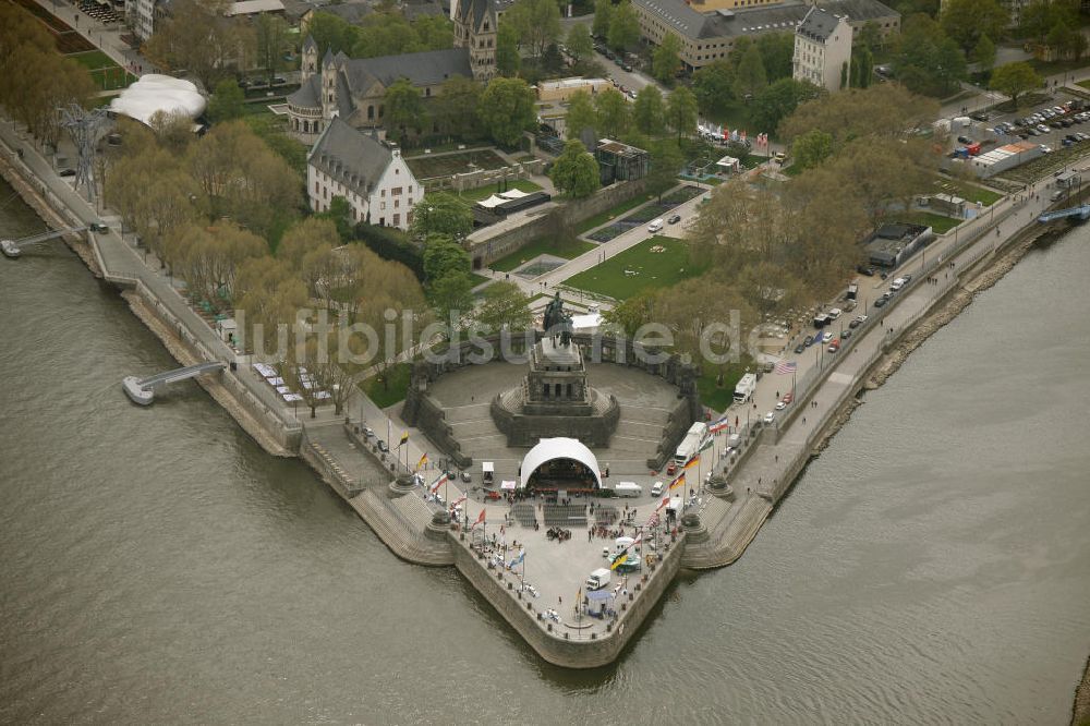 Koblenz von oben - Eröffnung der BUGA 2011 am Deutschen Eck in Koblenz