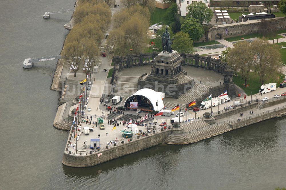 Luftbild Koblenz - Eröffnung der BUGA 2011 am Deutschen Eck in Koblenz