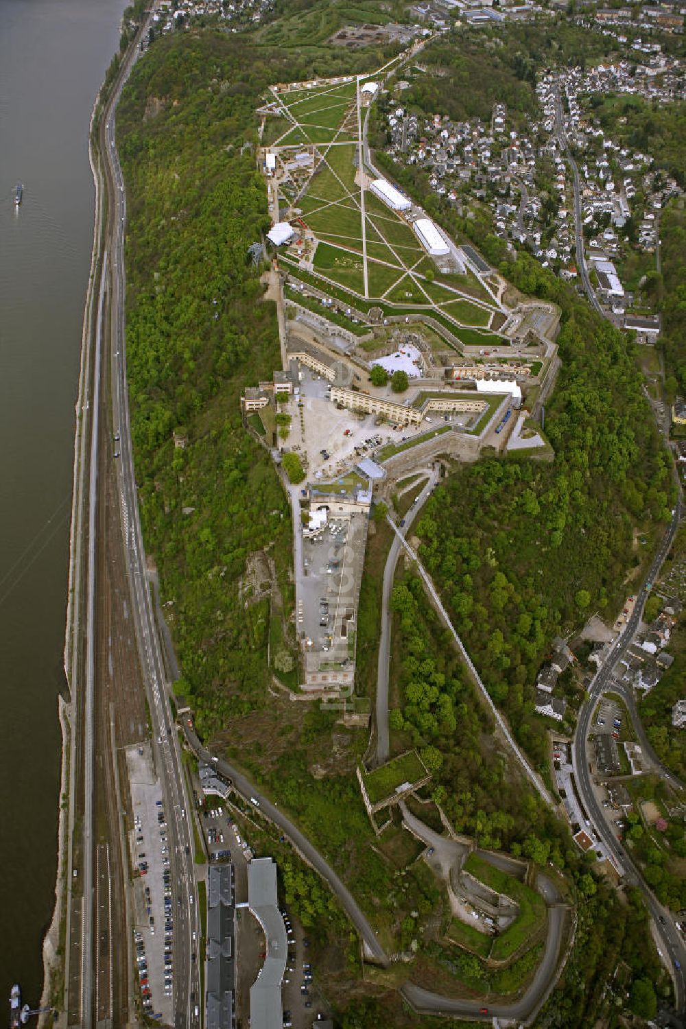 Koblenz von oben - Eröffnung der BUGA 2011 auf der Festung Ehrenbreitstein in Koblenz