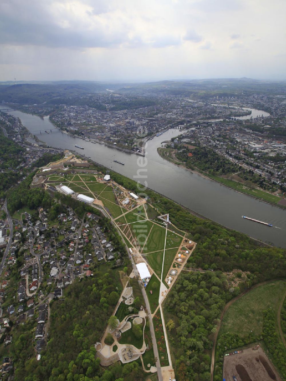 Luftbild Koblenz - Eröffnung der BUGA 2011 auf der Festung Ehrenbreitstein in Koblenz