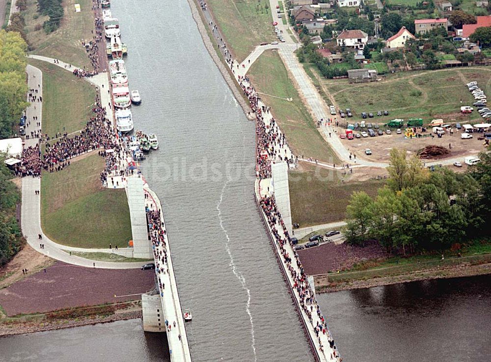 Hohenwarthe / Sachsen-Anhalt aus der Vogelperspektive: Eröffnung Wasserstraßenkreuz Magdeburg