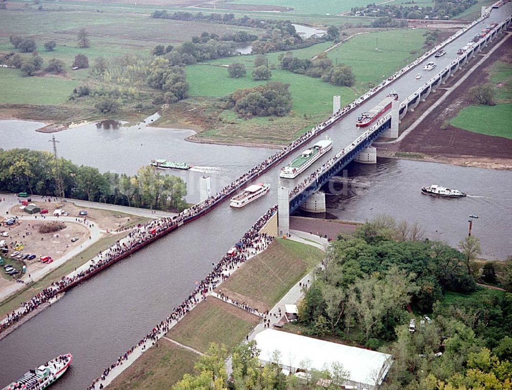 Hohenwarthe / Sachsen-Anhalt aus der Vogelperspektive: Eröffnung Wasserstraßenkreuz Magdeburg