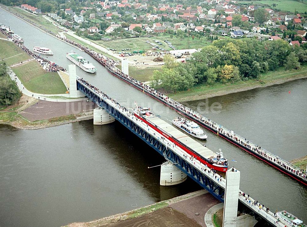 Hohenwarthe / Sachsen-Anhalt aus der Vogelperspektive: Eröffnung Wasserstraßenkreuz Magdeburg