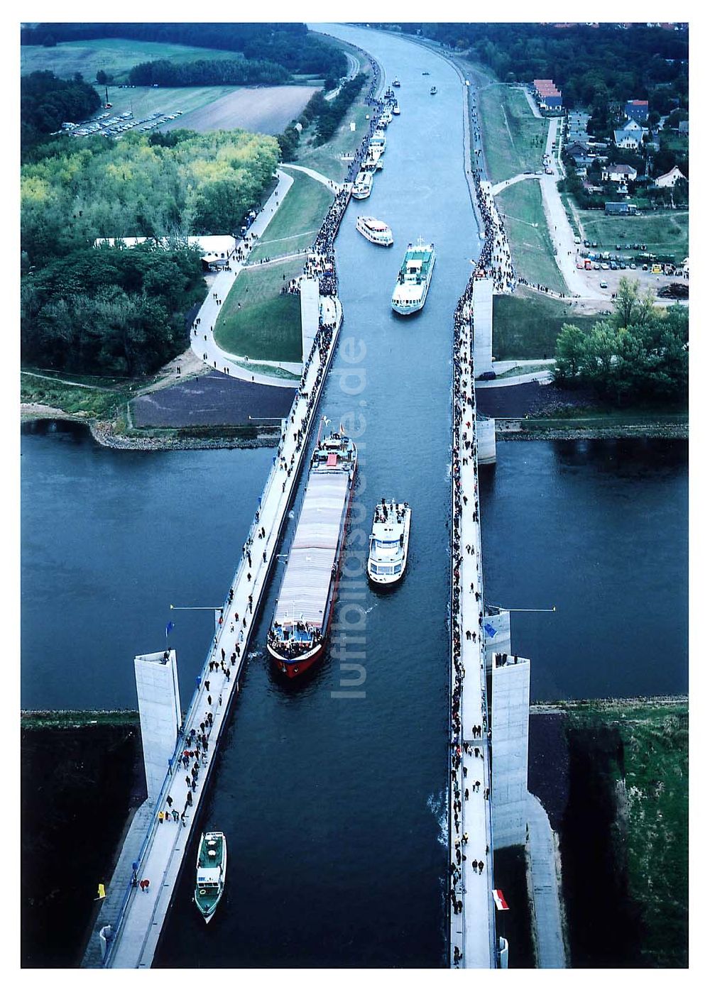 Luftaufnahme Hohenwarthe / Sachsen-Anhalt - Eröffnung Wasserstraßenkreuz Magdeburg