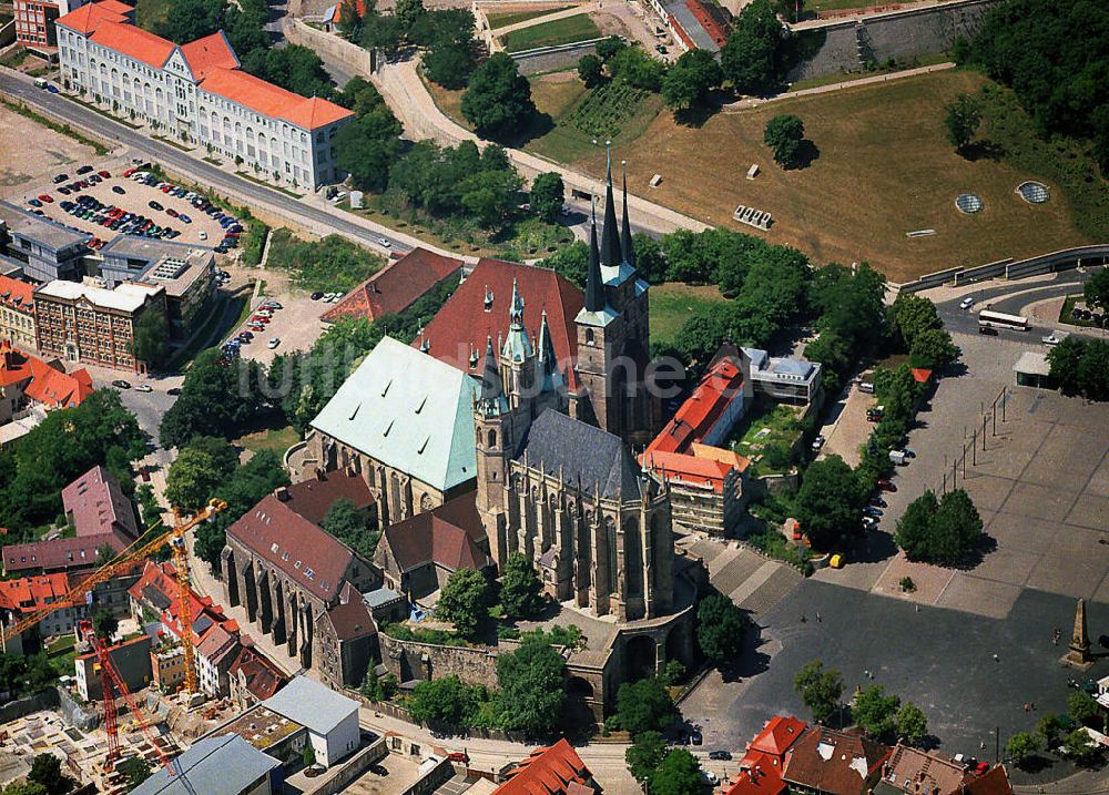 Luftaufnahme Erfurt - Erfurter Domplatz und Altstadt