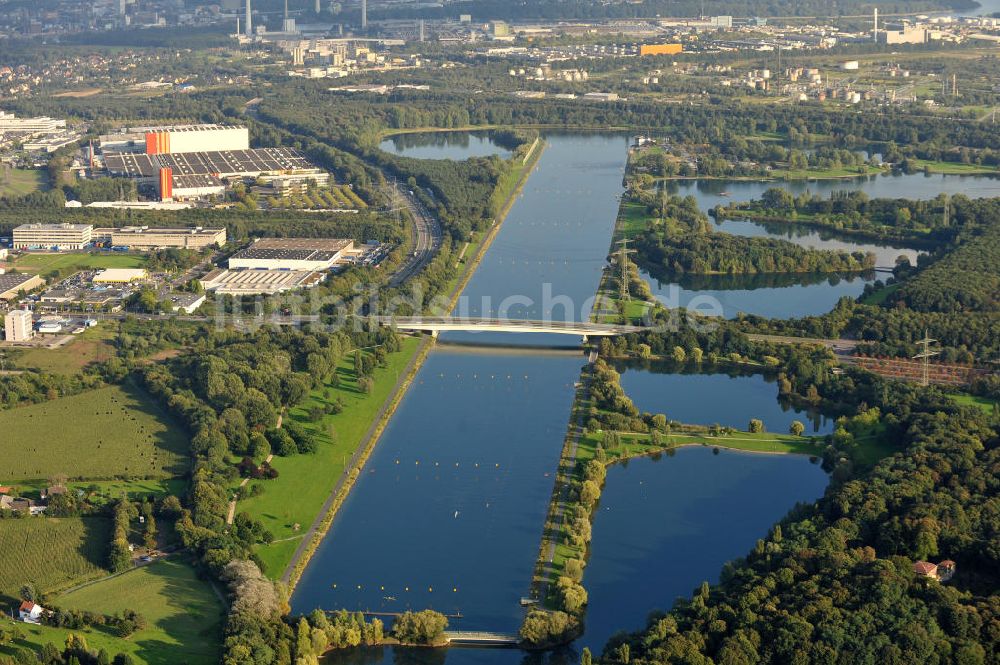 Luftaufnahme Köln - Erholungsanlage Fühlinger See in Köln