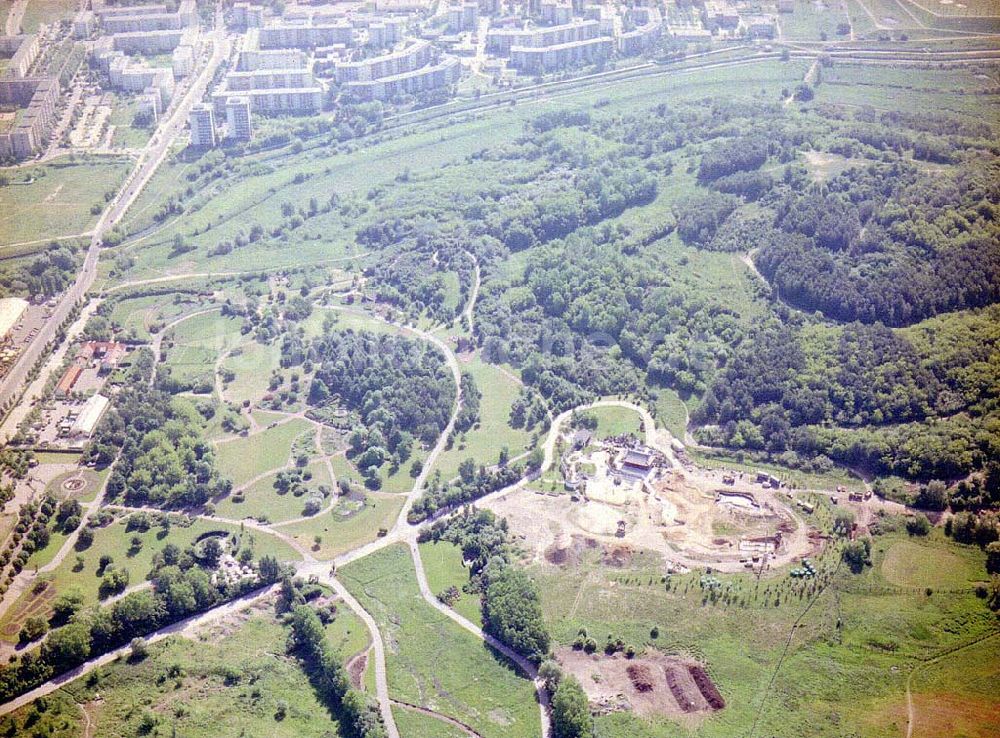 Berlin - Marzahn von oben - Erholungspark Marzahn